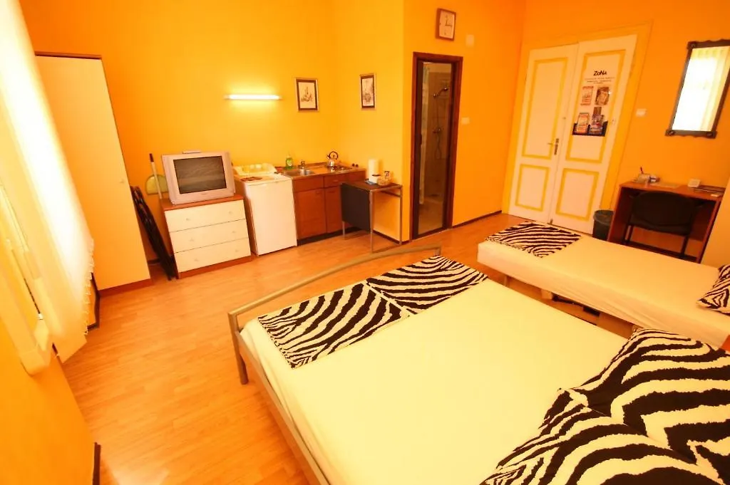 Apartamento Guest House Zona PUY