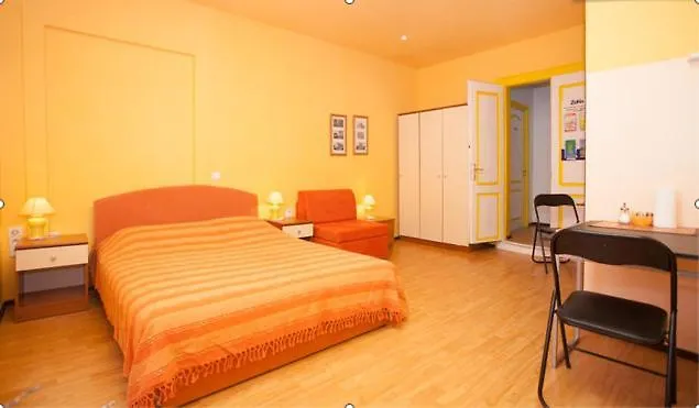 Guest House Zona Πούλα